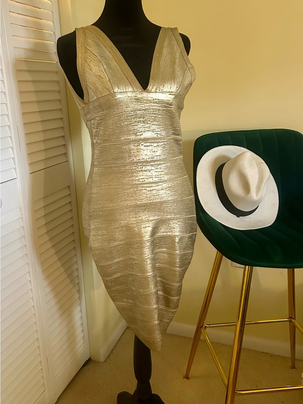 Metallic Gold V-Neck Bodycon Dress